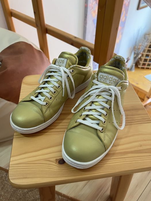 Adidas Stan Smith Gold edition
