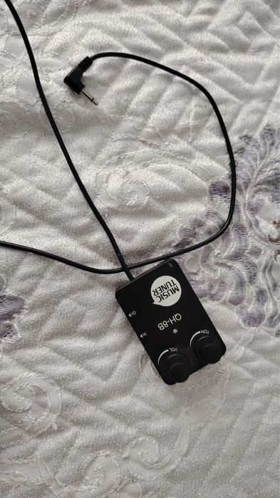 Акустическая гитара