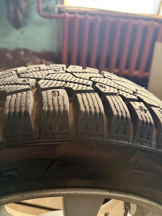 Шины с диском на ваз185.60.р 15