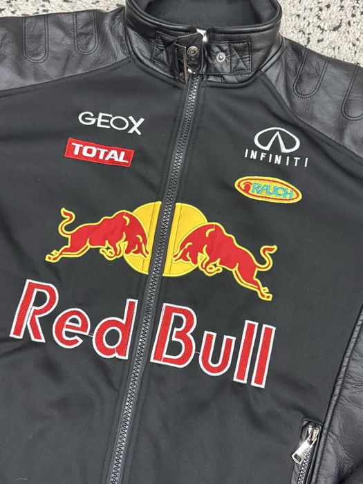 Мъжко яке RED BULL INFINITI  Racing Jacket . Размер XL