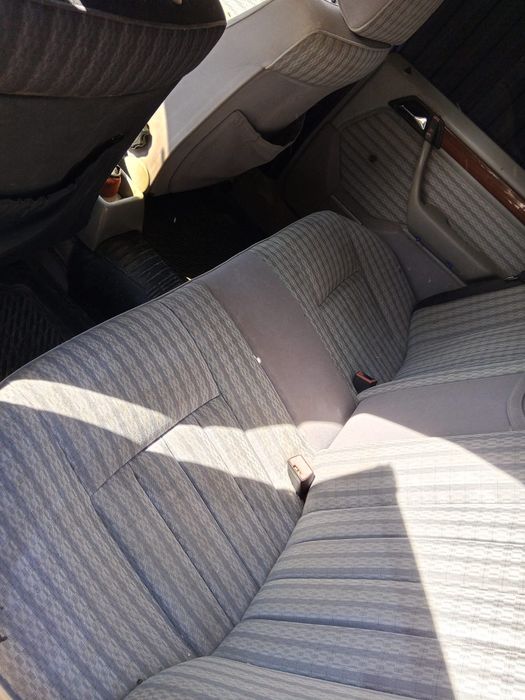 Мерседес 1990года на ходу