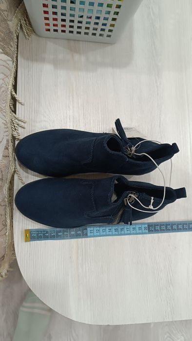 Продам детские полусапожки 31-32 размер