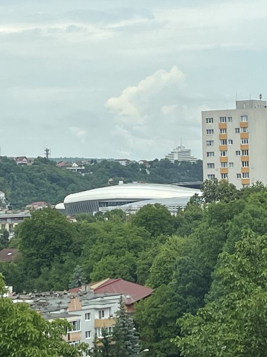 Închiriez apartament pe perioada untold