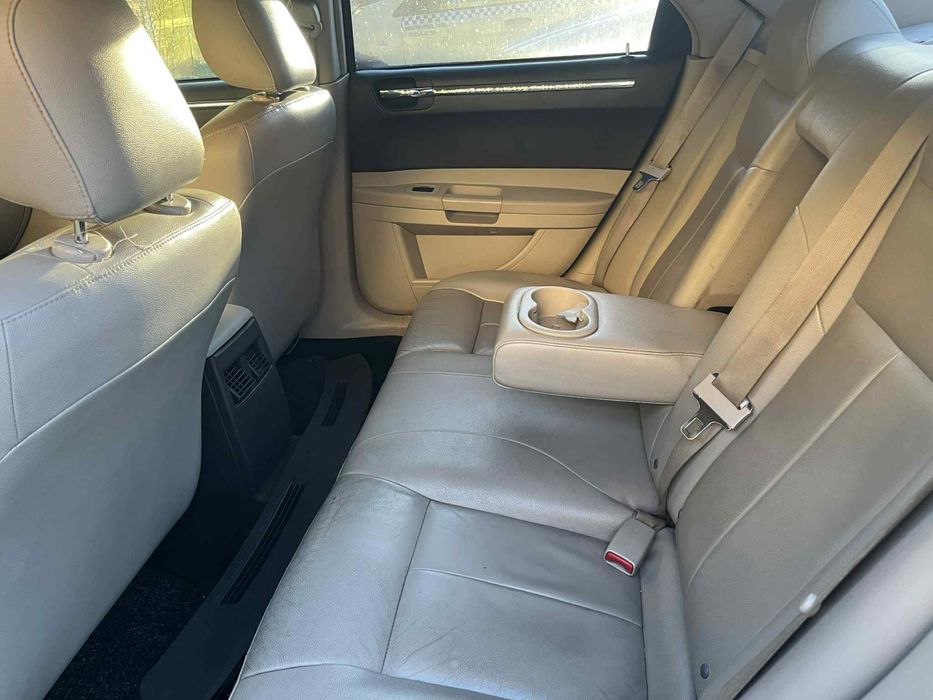 Продава се Chrysler 300C