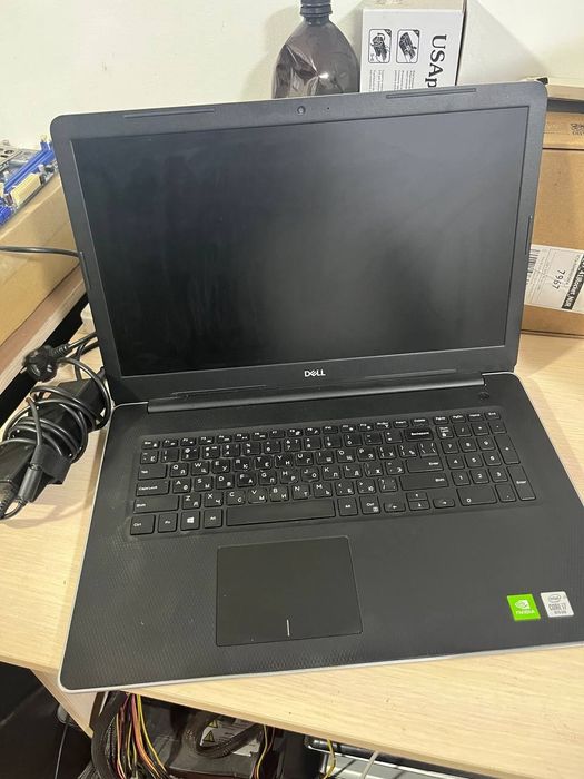 Ноутбук dell inspiron 17,3 d