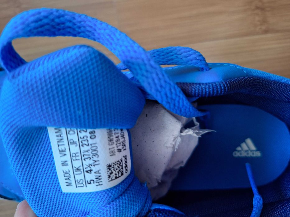 Маратонки adidas