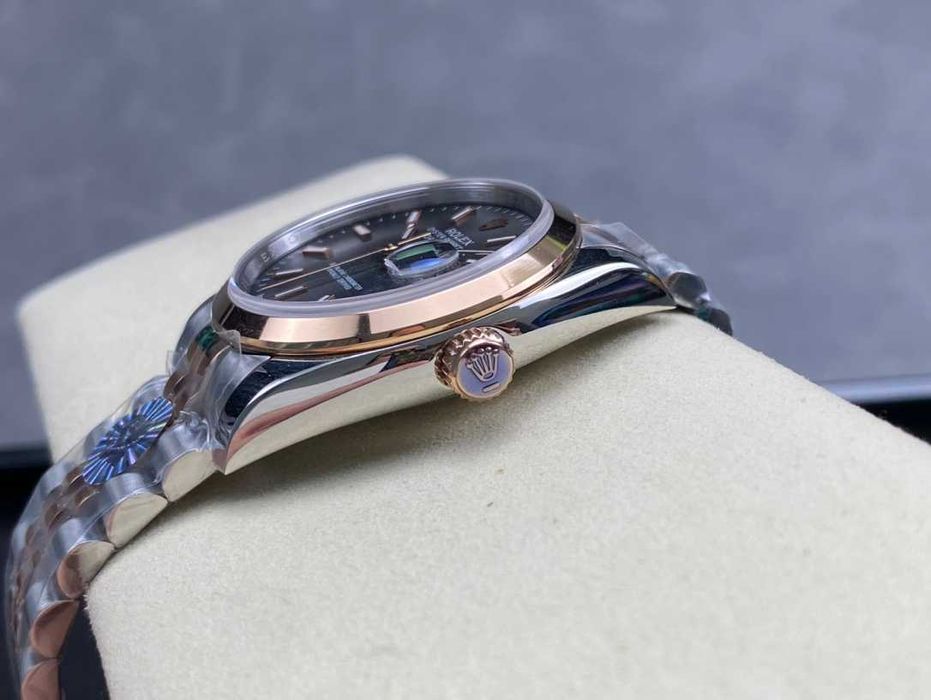 Rolex Oyster Perpetual Datejust с автоматичен механизъм