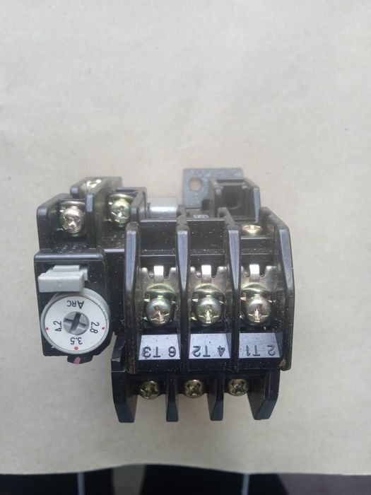 НОВЫЙ Концевой микро переключатель YAMATAKE-HONEYWELL 2MN1