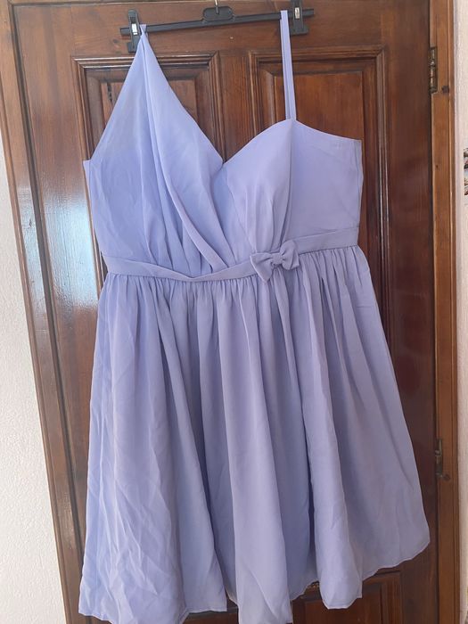 Официална рокля в красив цвят