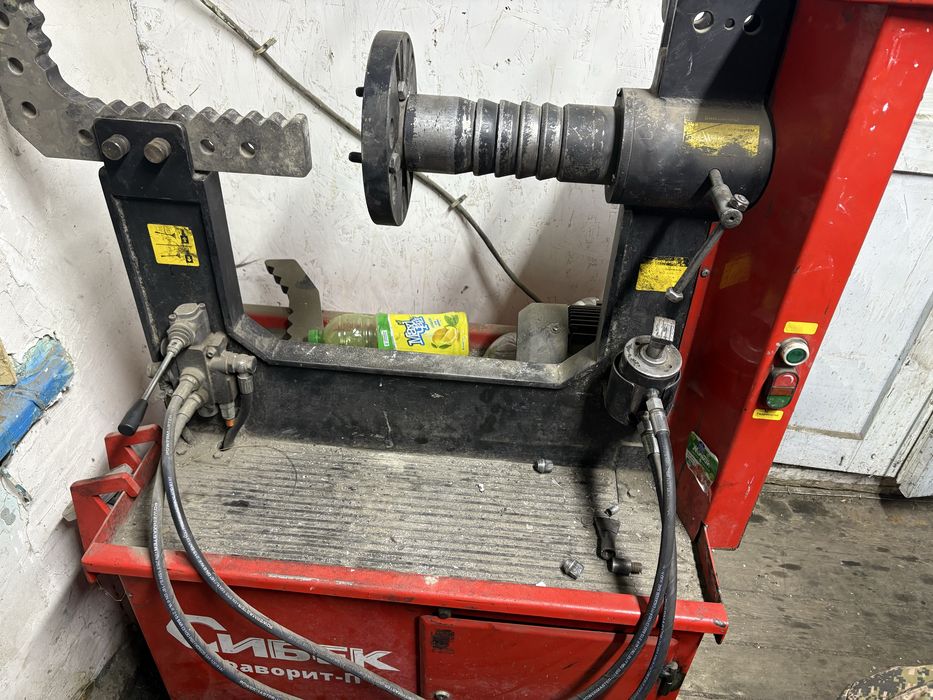 Станок для правки дисков