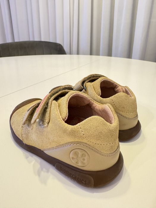 Adidas pantof Biomecanics nr 23