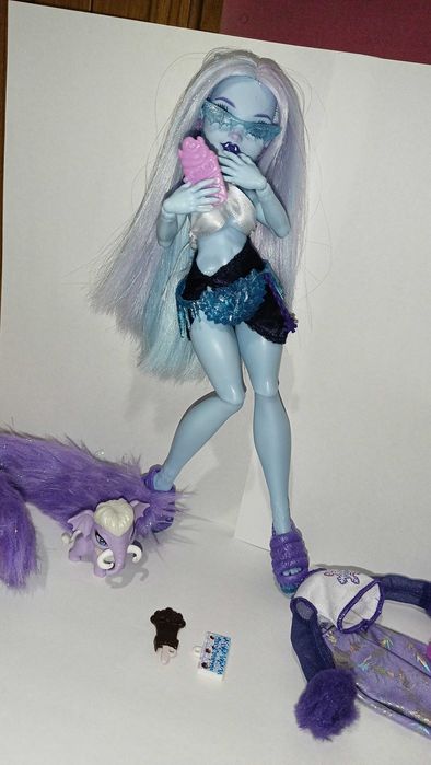 Кукла монстер хай Эбби g3