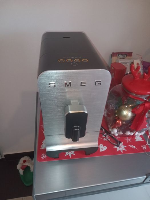 vând aparat smeg,veromatic