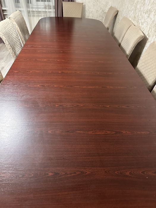 Продам стол дерево