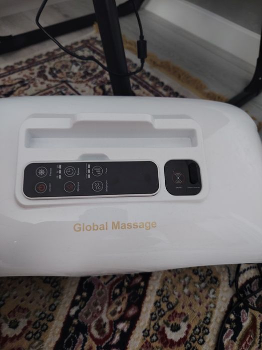 Массажный кресло