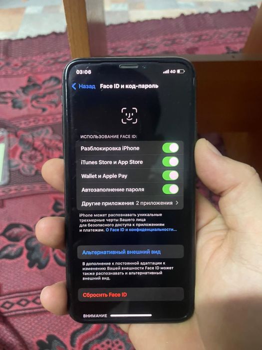 Айфон X продается