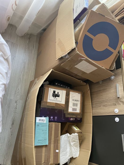 Кашон с стока от Амазон 350€