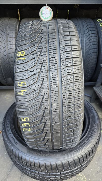 2 anvelope iarnă Hankook 235/45/18 - transport gratuit