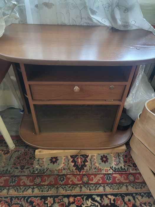 Отдам бесплатно мебель