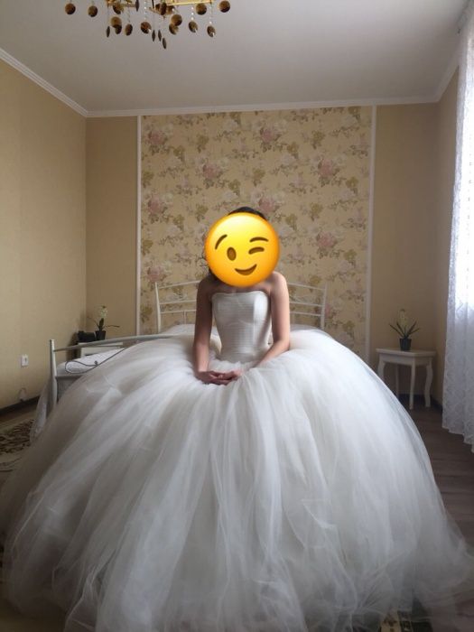 Свадебное платье)