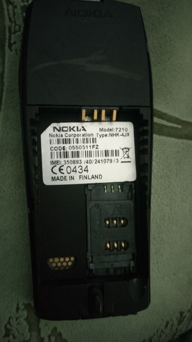 Продам телефон nokia 7210 срочно