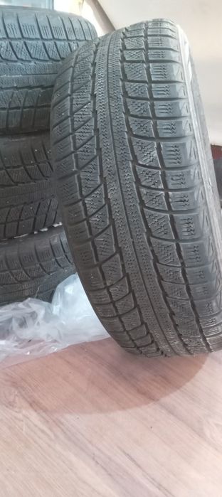 Продам Авто шины в отличном состояний