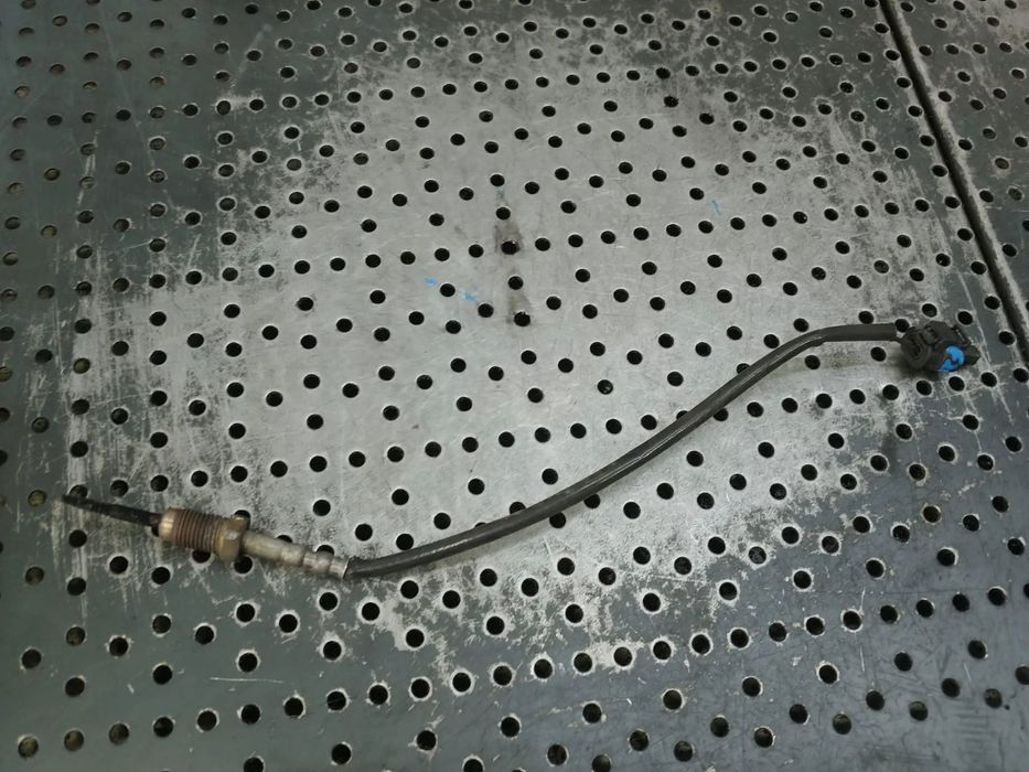 senzor temperatura  2.0 d  bmw seria 1 f20 seria 3 f30  f31 seria 5 f10 f11 7805607