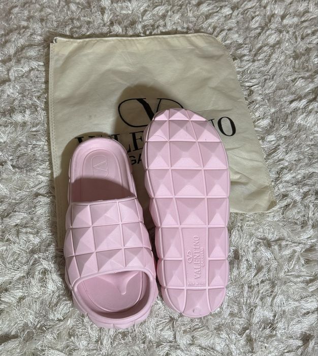 Papuci Valentino