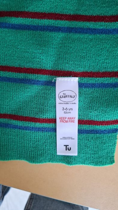 Продам комлект зимний шапки