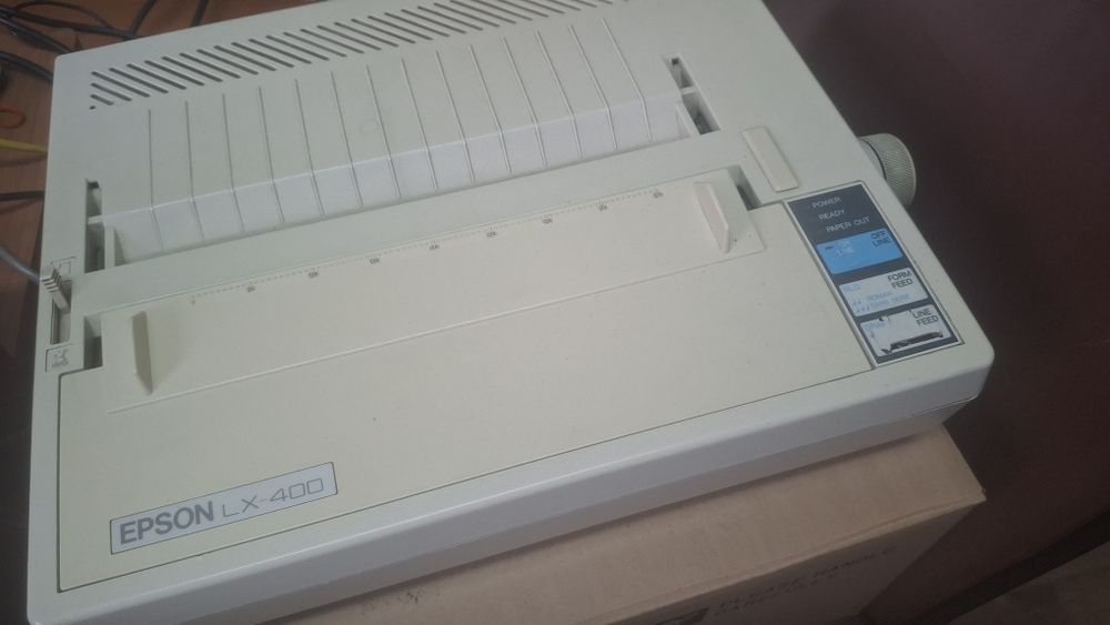 Матричен принтер Epson Lx-400