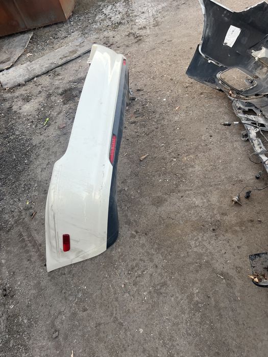 Задний бампер Lexus RX300 оригинал