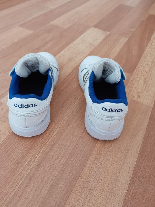 Детски маратонки Адидас