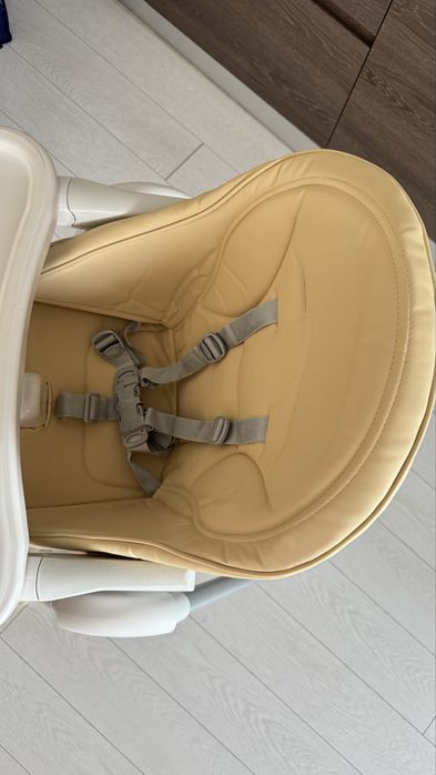 Peg perego стульчик для кормления с 4 мес