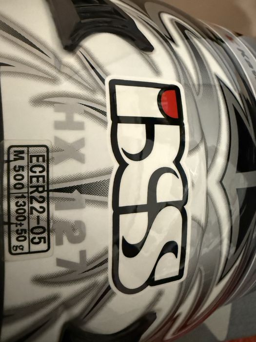 Каска на Kawasaki