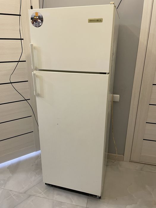 Продается холодильник