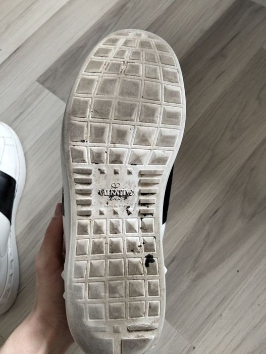 Sneakers  piele alb-negru Valentino Garavani, mărimea 44