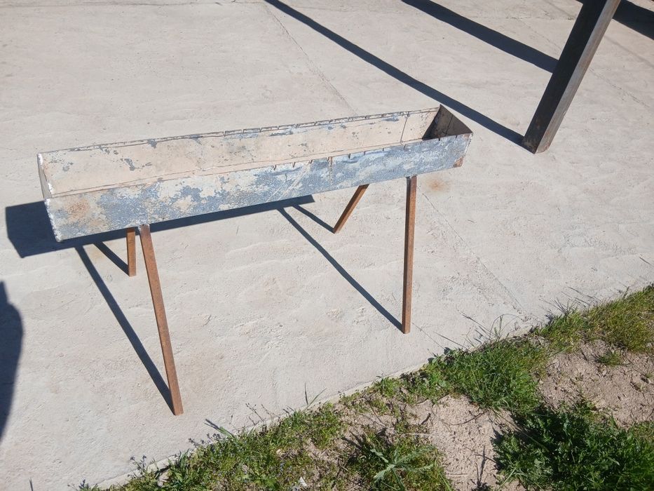 Мангал сатылады.