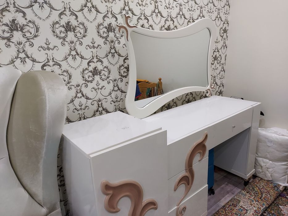 Спальня, кровать, тумба, шкаф, комод