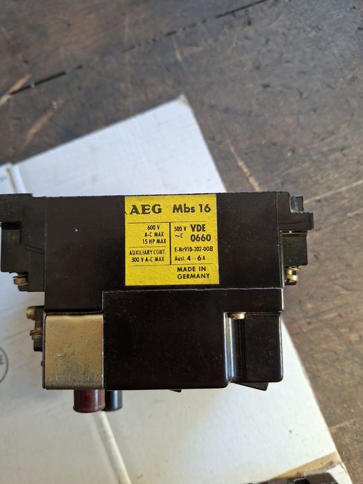 Relee protecție si contactor 380 v