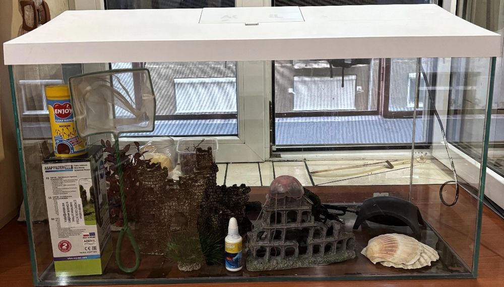 Acvariu 105 l cu filtru, LED si accesorii.