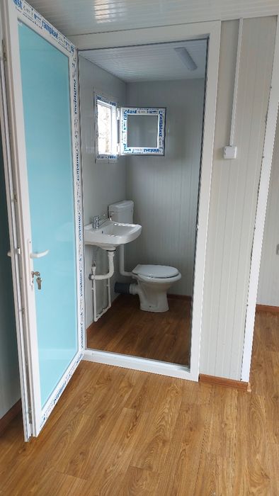 Vand container modular tip cu grup sanitar