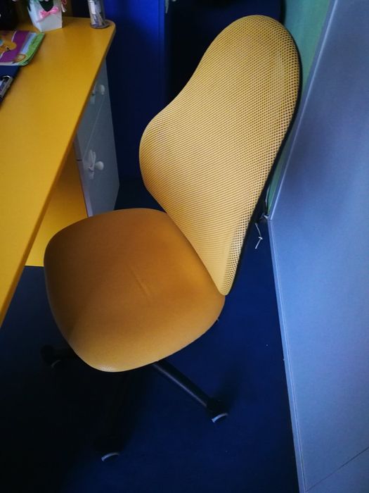 Детско обзавеждане- разпродажба от детско заведение.