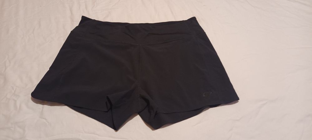 pantaloni scurti si 3 sfert de vara