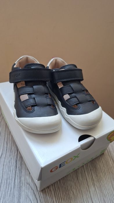 Детски сандали Geox