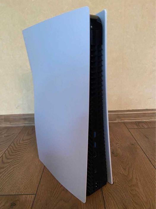 Конзола Playstation 5 Disc Edition 825GB