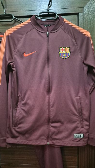 ОРИГИНАЛЕН Екип Nike Barcelona