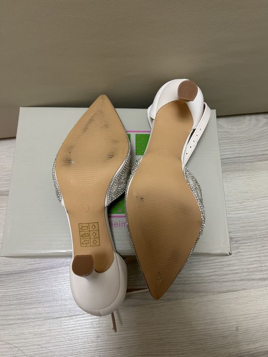 Tocuri femei elegante