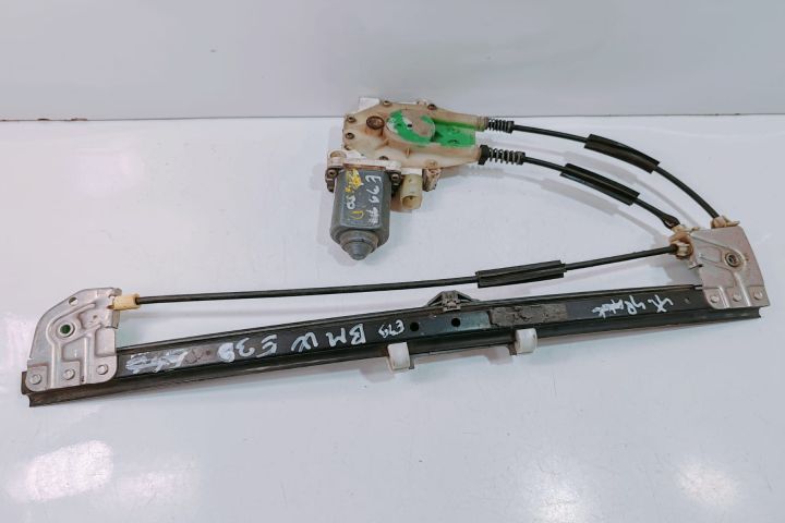 Macara  stanga spate cu motoras 67628360511 BMW Seria 5 E39 (facelift