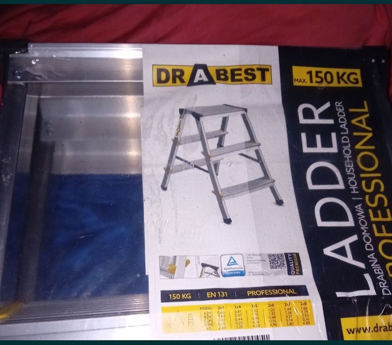 Scări din aluminiu Drabest. Masă din inox Grundig  radio și radiocas