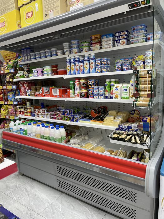 Продам холодильник горку ARIADNA для магазина